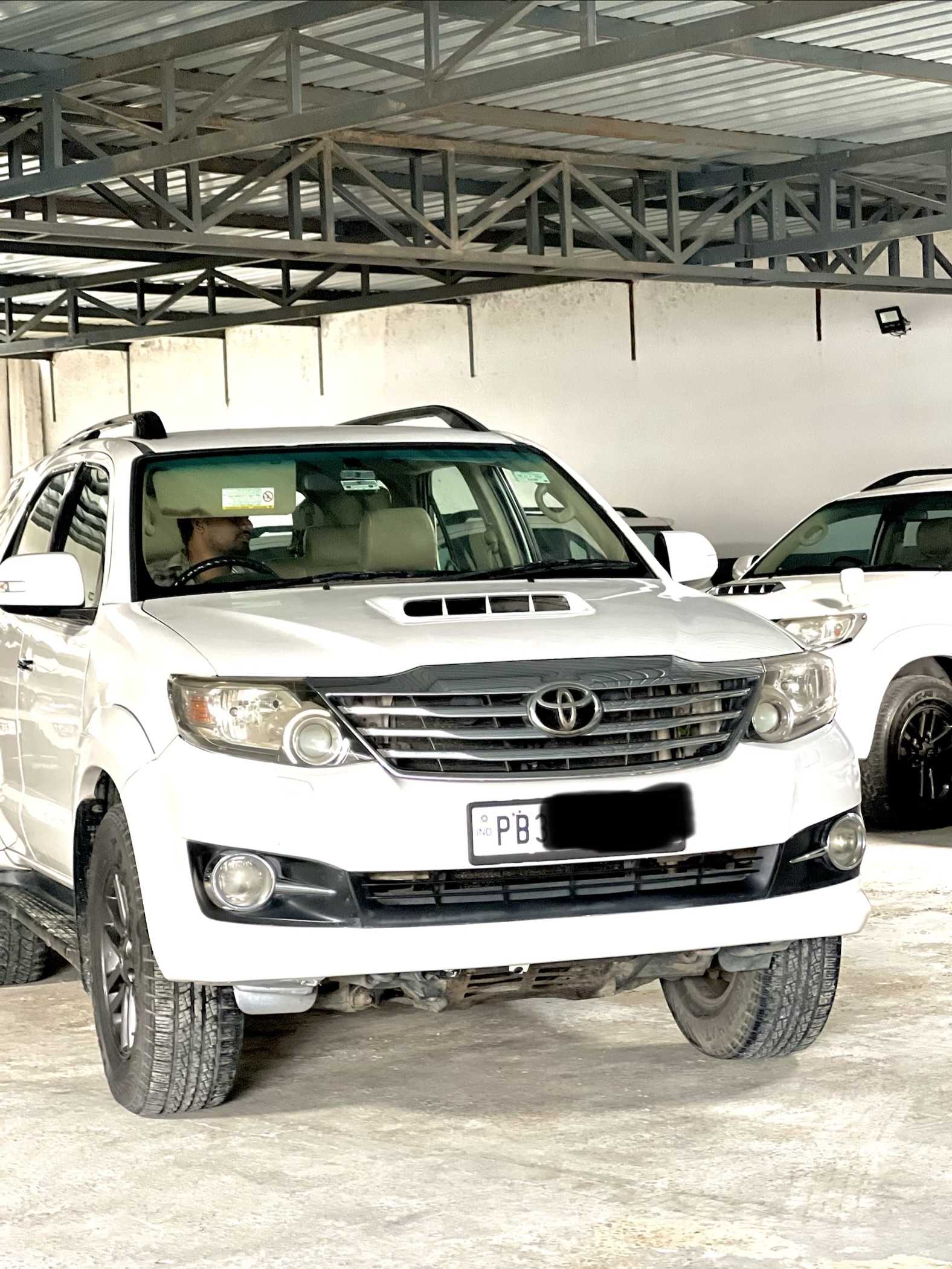 Toyota fortuner